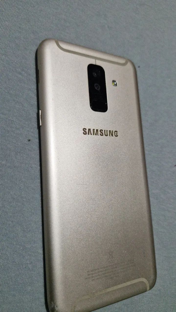 Celular  SANSUNG galax A6  - Foto 5