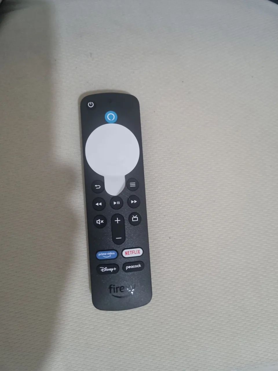 Amazon Fire TV Stick 4K Wi-Fi 6 com Alexa - Praticamente Novo - Foto 2