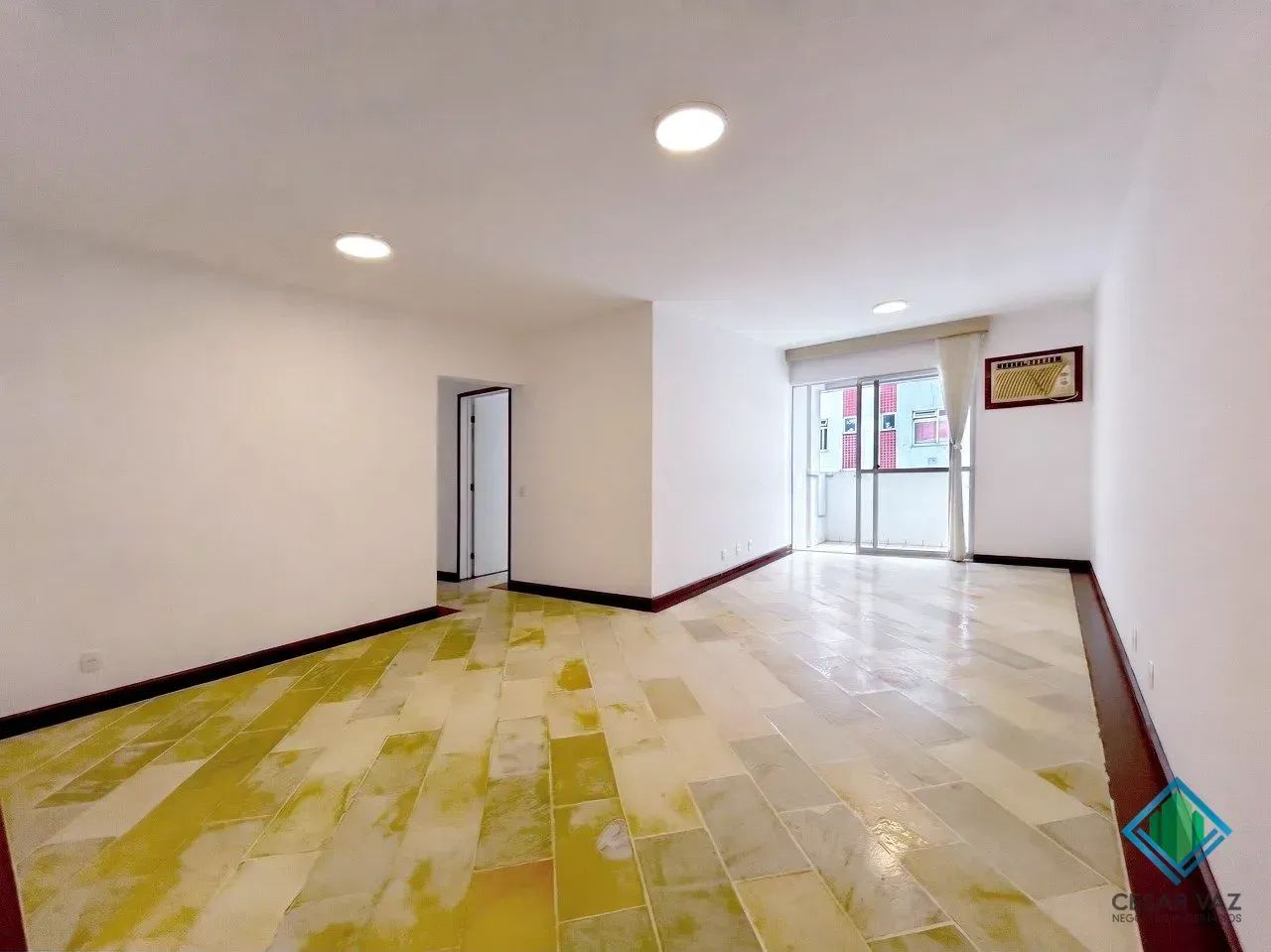 Imóvel para venda possui 109 metros quadrados com 4 quartos em Bom Abrigo - Florianópolis  - Foto 2