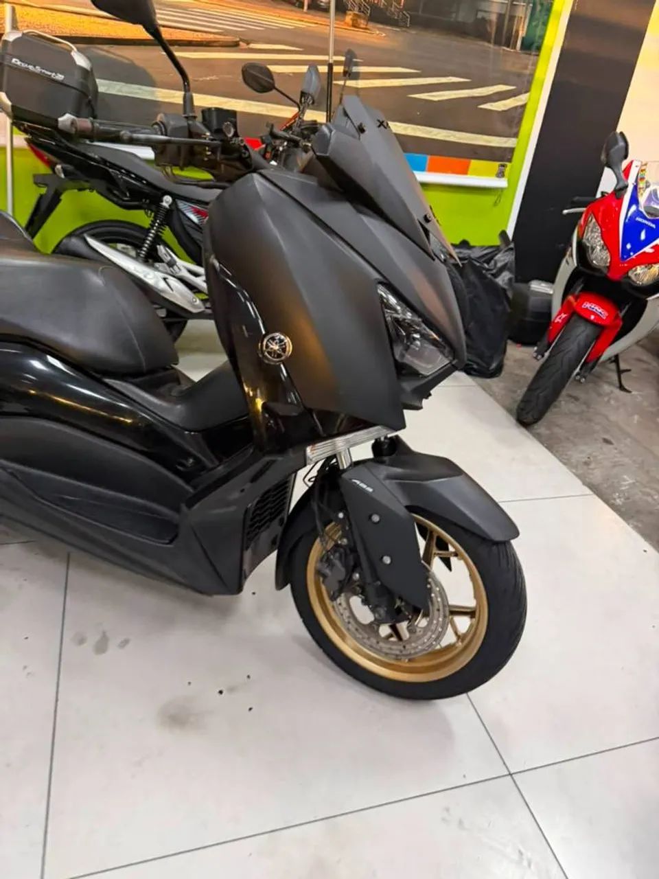 YAMAHA XMAX ABS - Foto 5