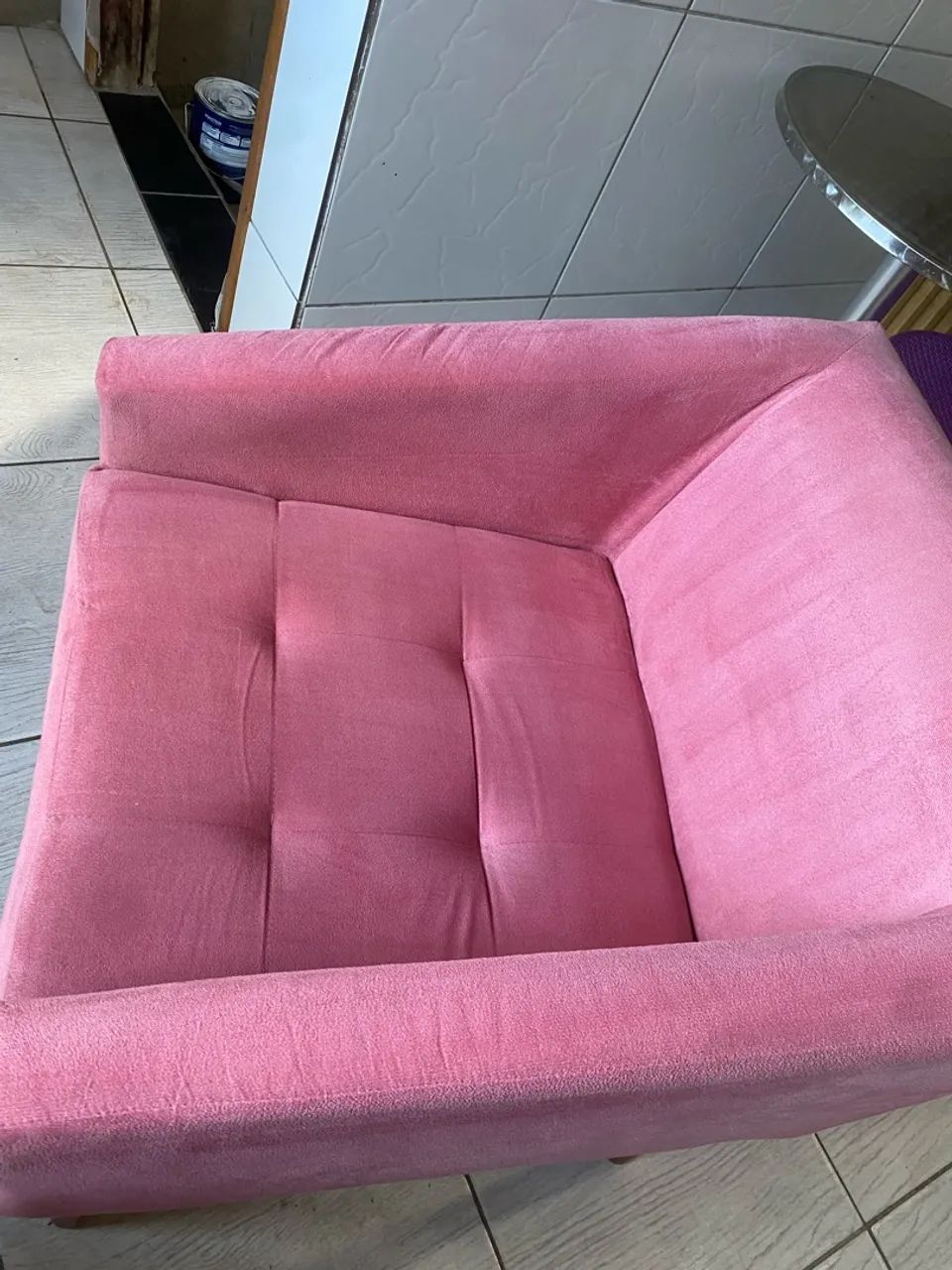 POLTRONA ROSA!!! Ótima para studio de beleza !! - Foto 3