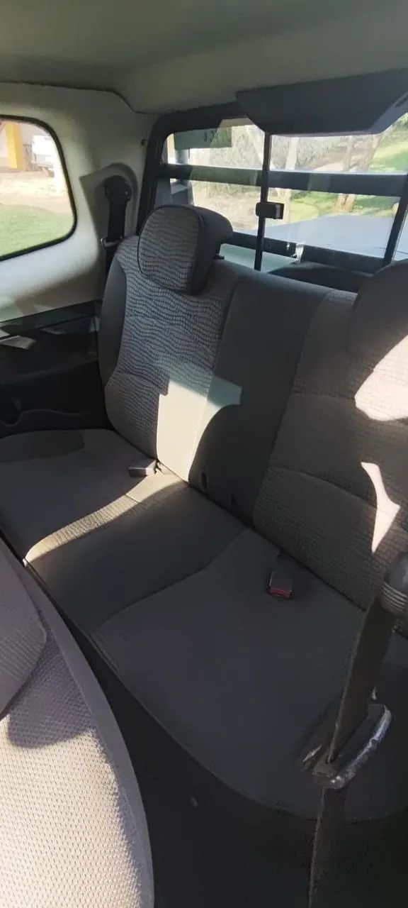 Fiat Strada Adv.1.8 16V Dualogic Flex CD 2012 - Foto 2