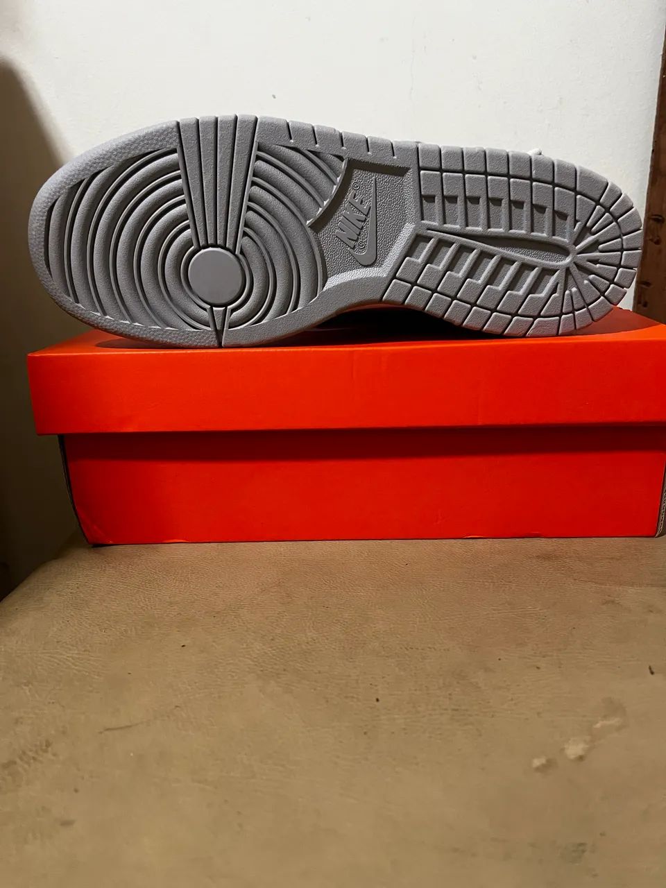 Tênis Nike Dunk Low Cinza - Foto 2