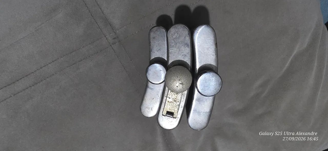 Vendo cantil de bolso 