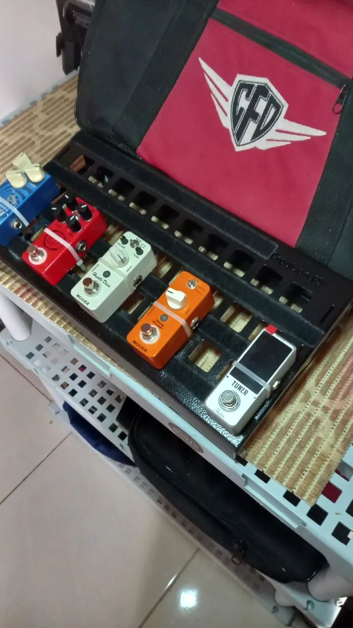 Set de mini pedais de guitarra