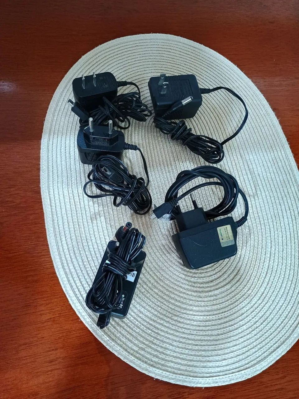 Carregadores pra aparelhos antigos. - Foto 5