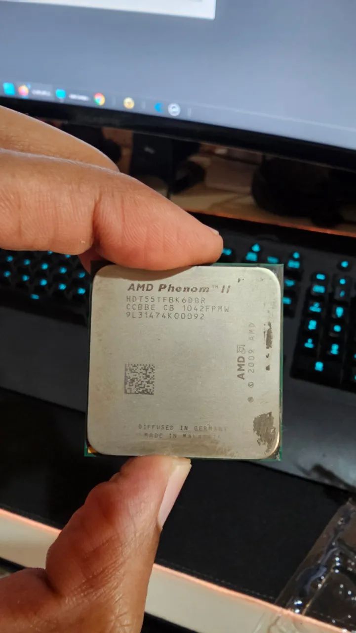 Processador Amd Phenom Ii X6 10 (3,3 Ghz) Com Cooler Box (Usado)