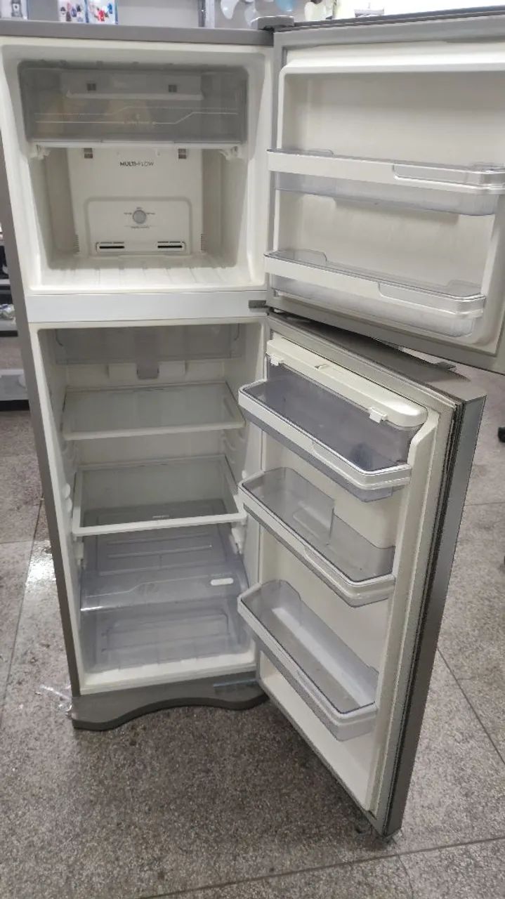 Geladeira Eletrolux Inox - Foto 4