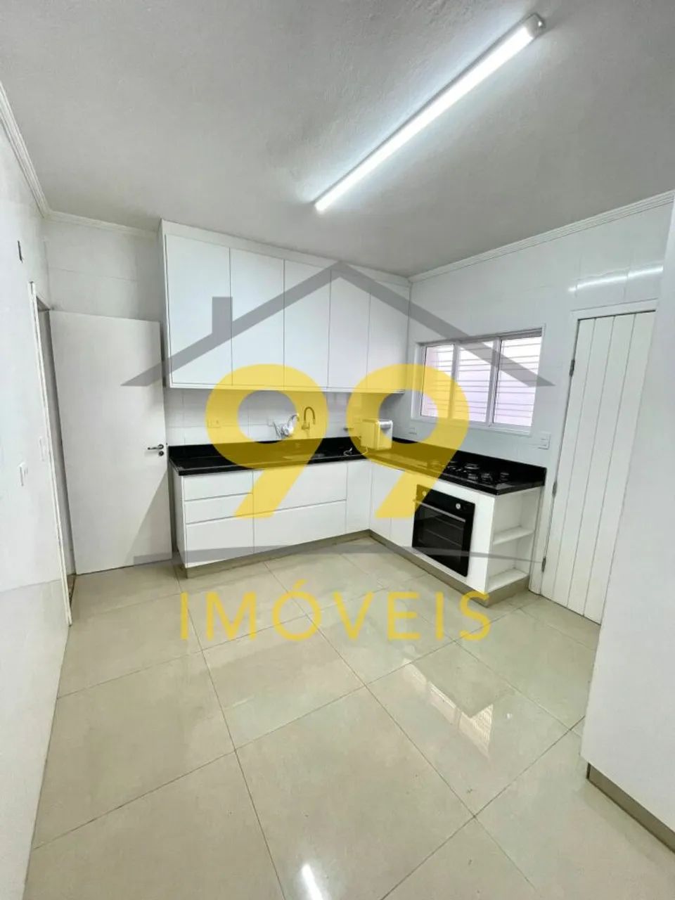 Casa Térrea para locação 200m² - 4 dormitórios - 2 Suítes - Foto 4