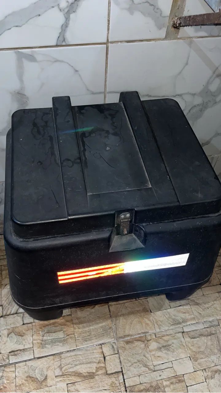 Vendo baú de moto  - Foto 3