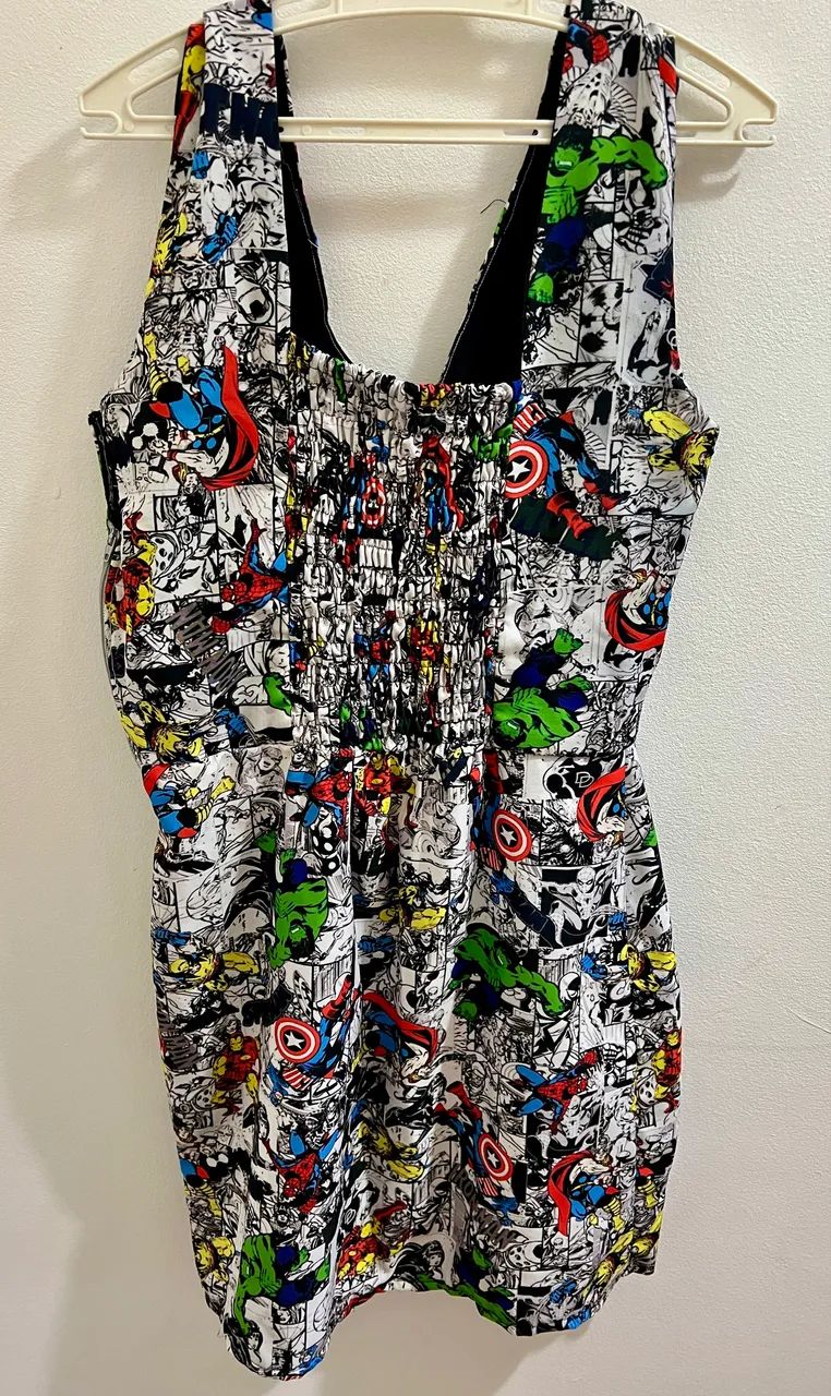 Vestido Temático Marvel. - Foto 3