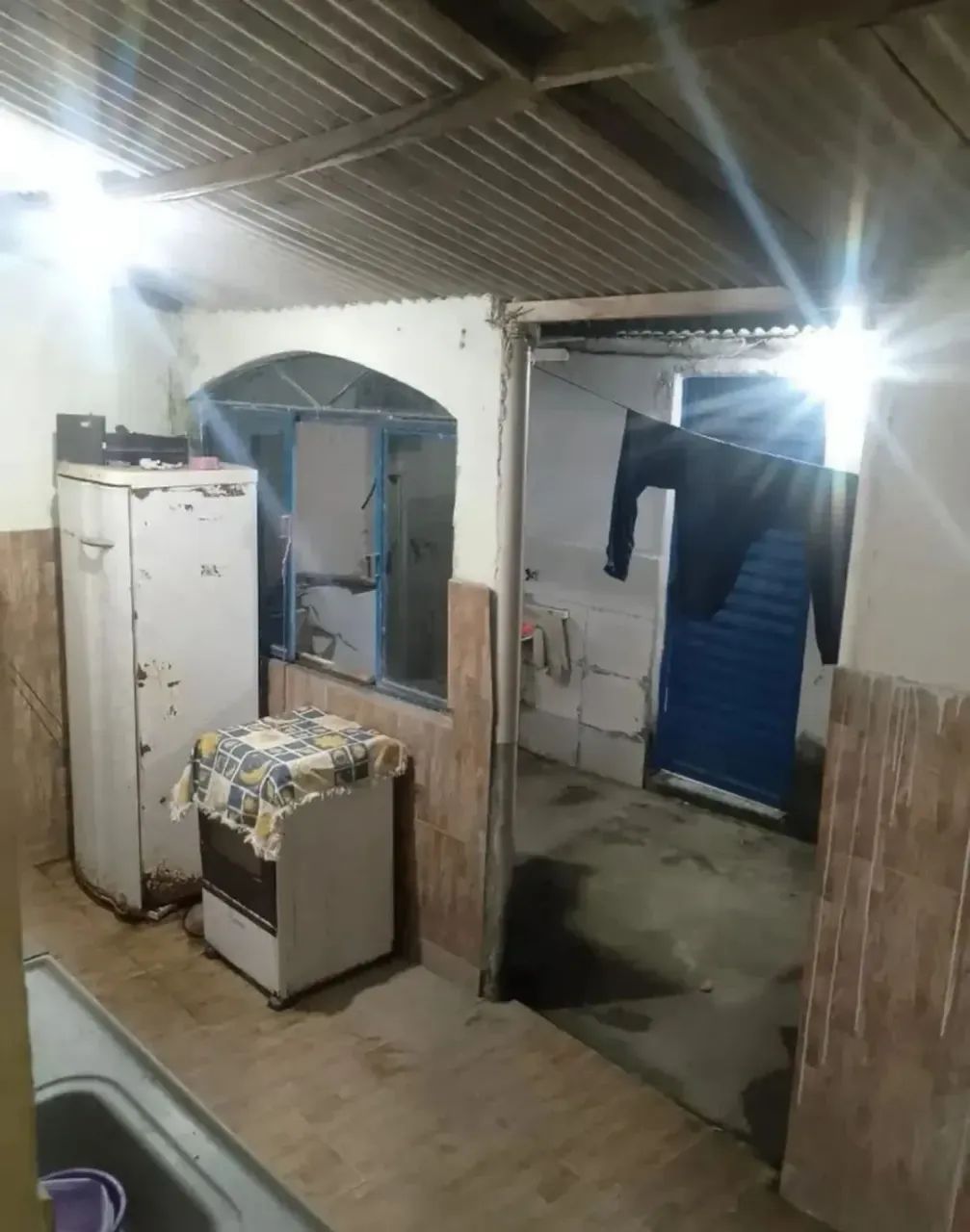 CASA COM 2 QUARTOS EM ANCHIETA - ACEITO ENTRADA - Foto 5