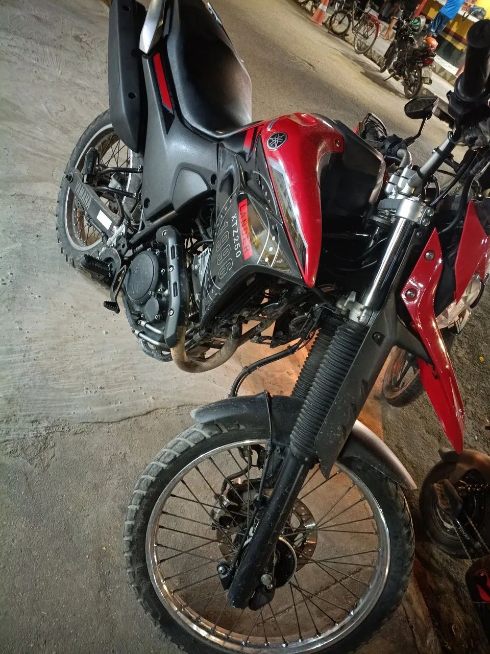 XTZ Lander 250 - Foto 2