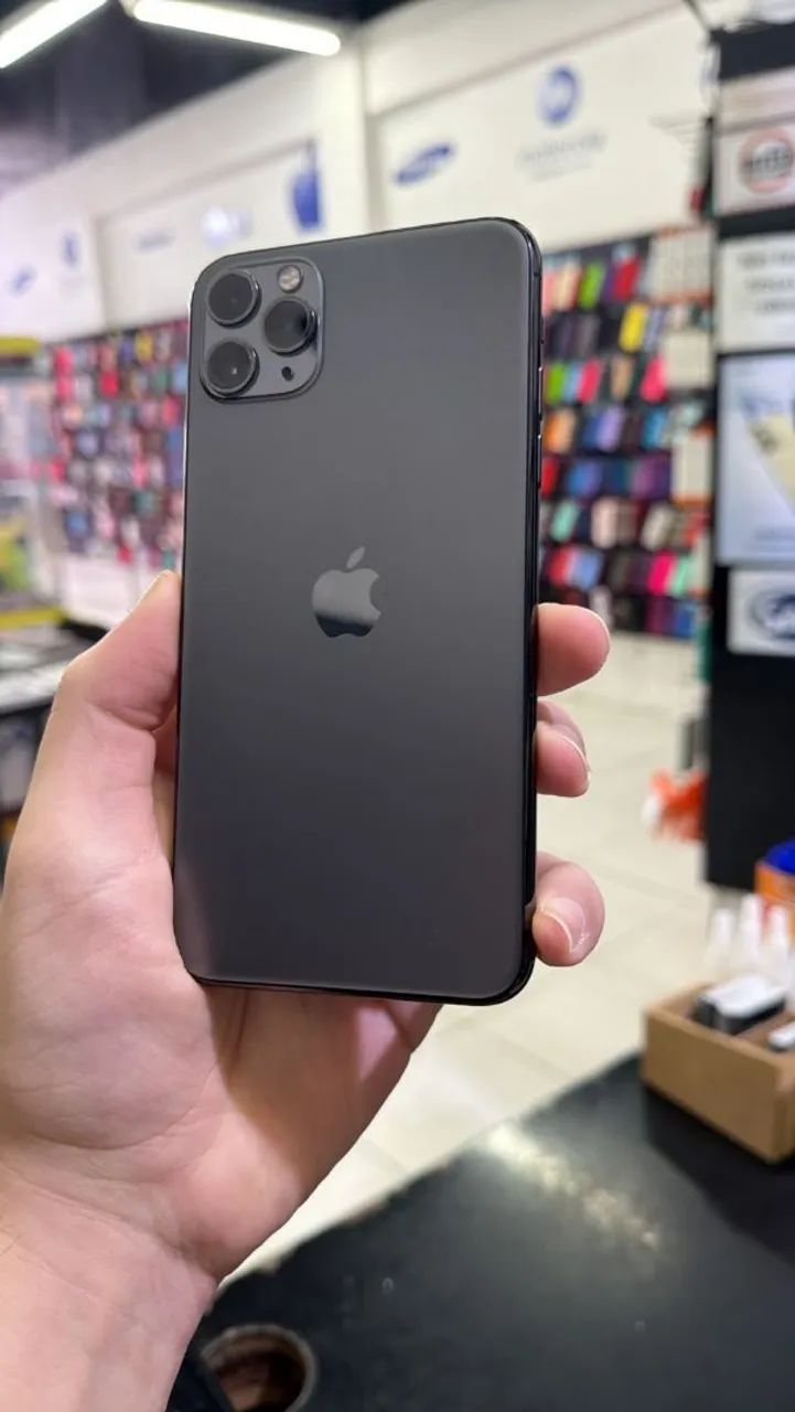 Iphone 11 Pro Max 64Gb - Cinza Espacial - Foto 2