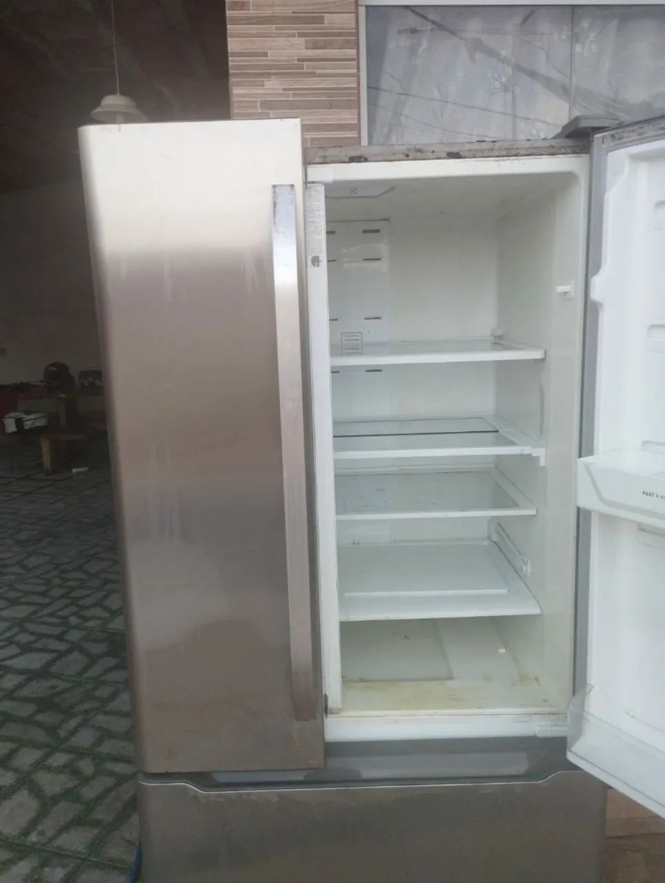 Vendo geladeira Eletrolux  - Foto 4