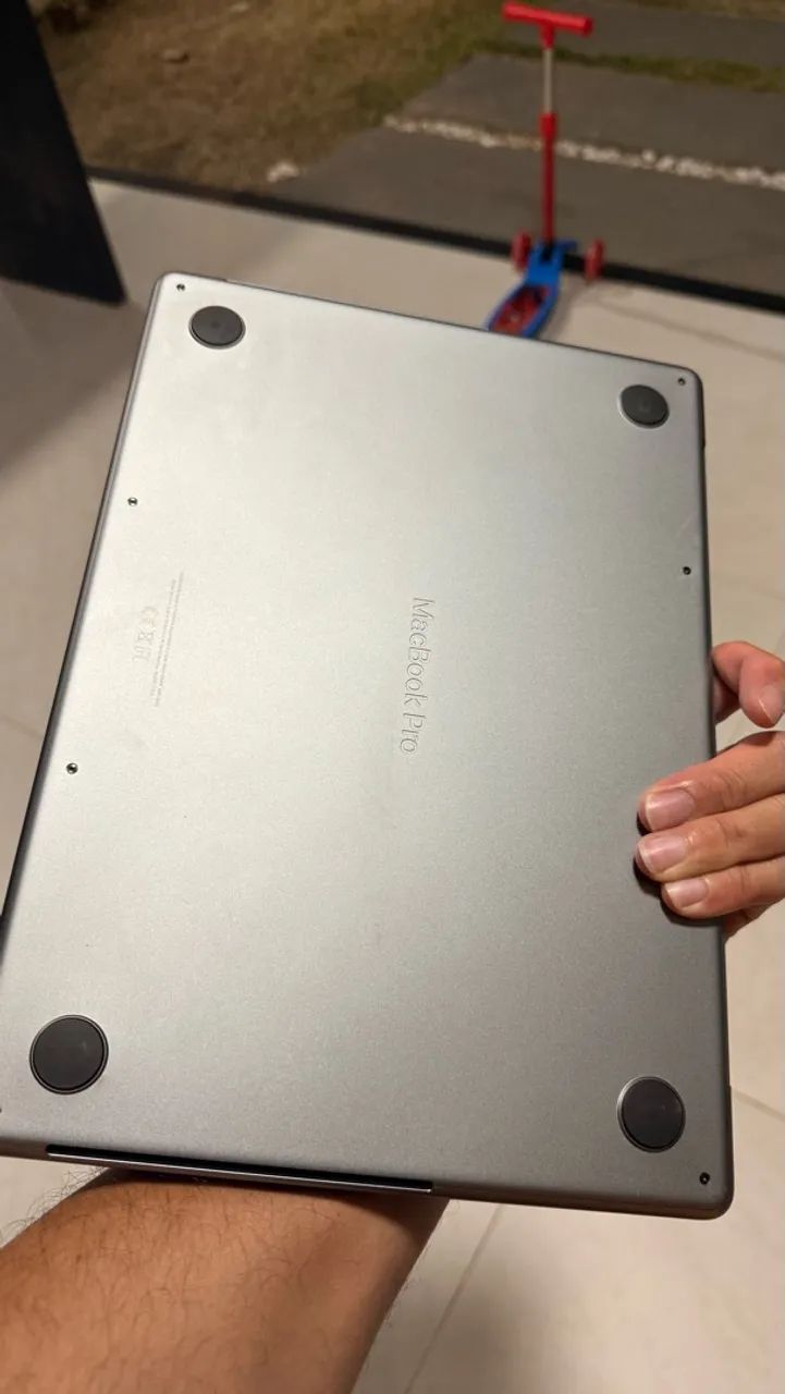 MacBook Pro M1 PRO  - Foto 2
