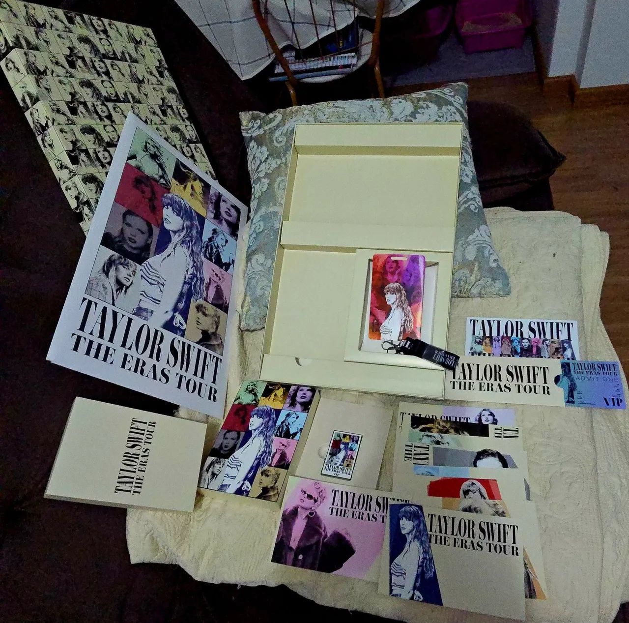 Box Caixa Vip The Eras Tour - Bolsas, malas e mochilas