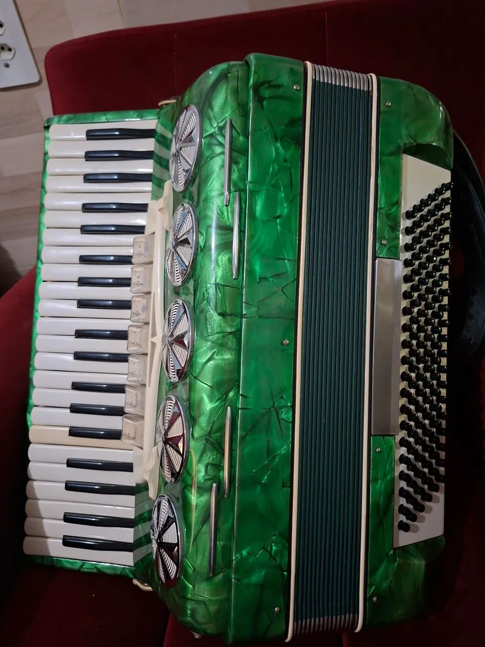 Acordeon 120 baixos veronese verde - Foto 2