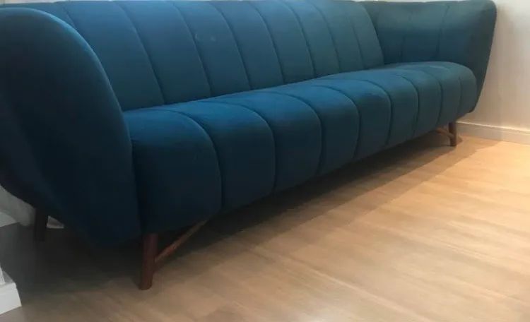 Vendo sofá estilo chesterfield 