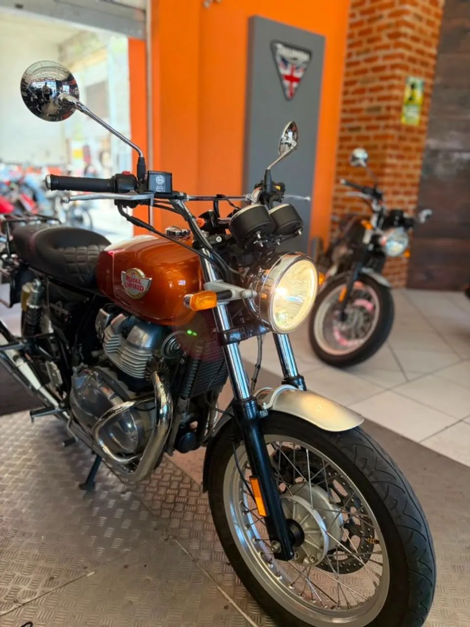 ROYAL ENFIELD INTERCEPTOR - Foto 2
