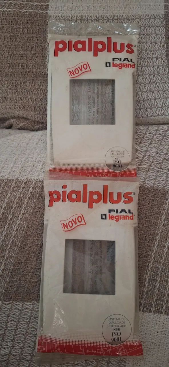 Placa pial legrand  - Foto 3