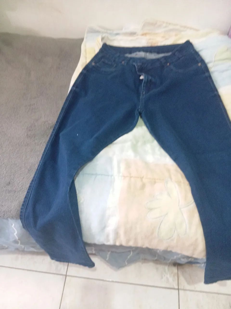 Calças jeans novas  - Foto 4