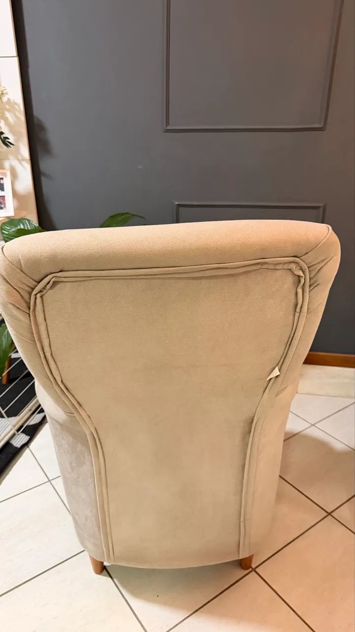 Poltrona Decorativa Clássica Bege  - Foto 2