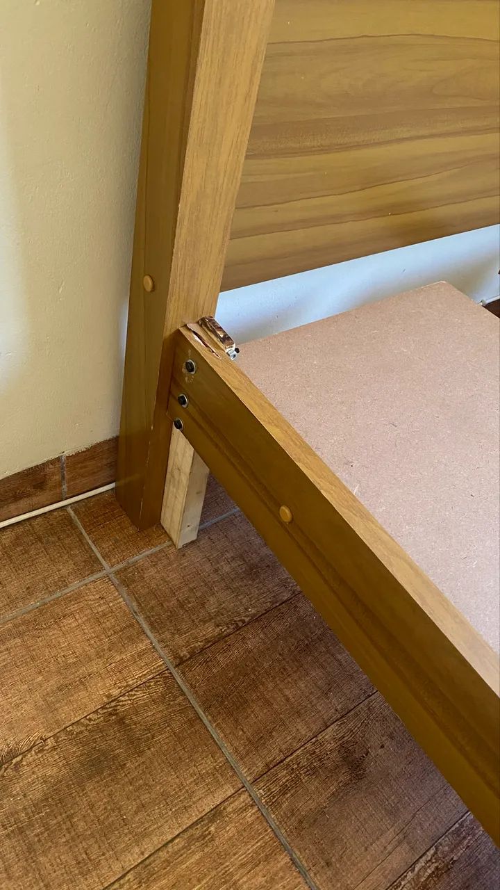 Cama de casal em madeira SEM COLCHÃO  - Foto 3