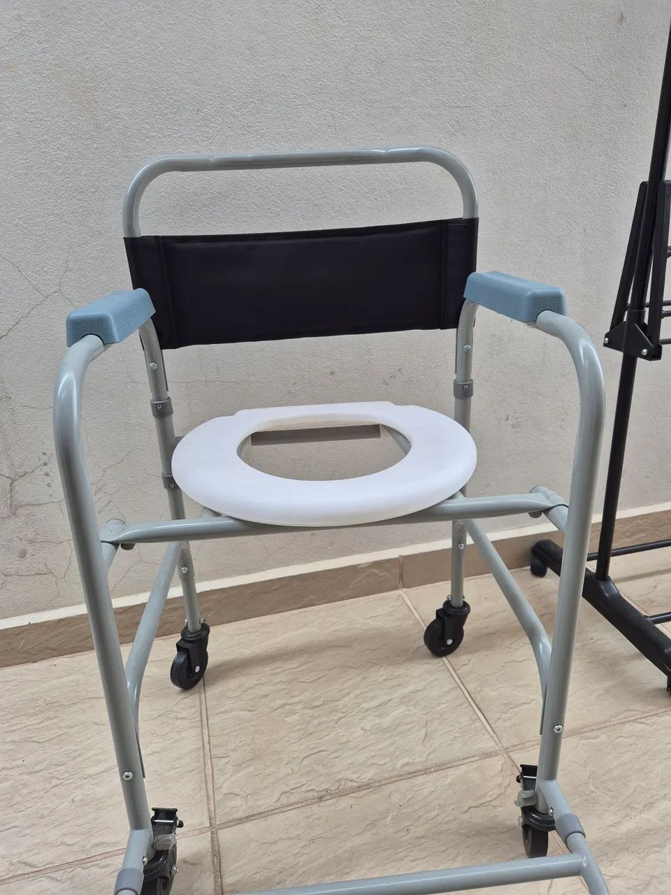 Cadeira de banho - Foto 2