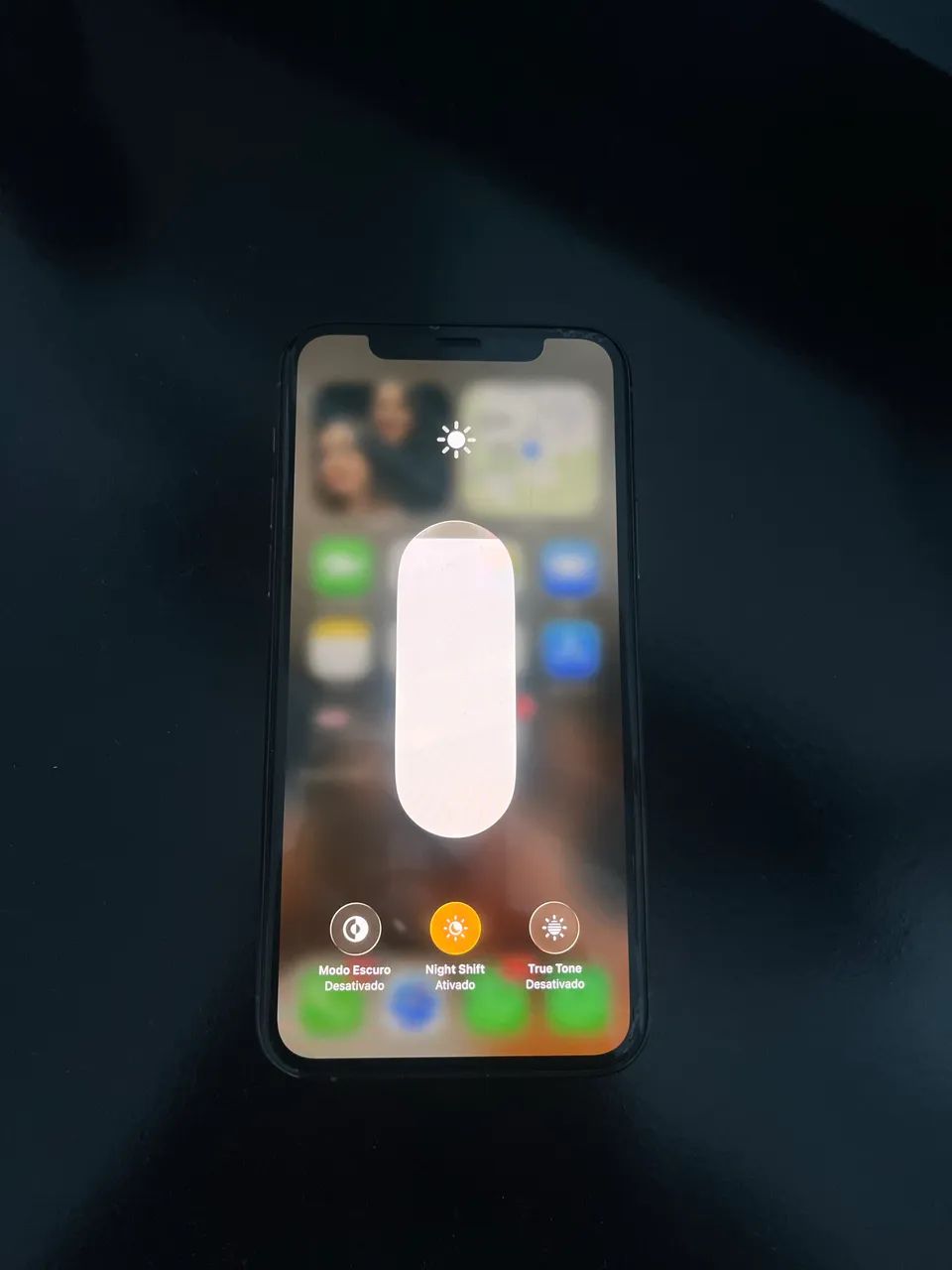 iPhone 11 Pro - 64GB - Foto 2