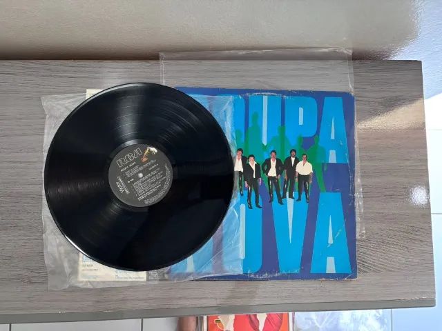 LP's/ Disco de Vinil da banda Roupa Nova. pode conter riscos, dedicatórias. - Foto 3