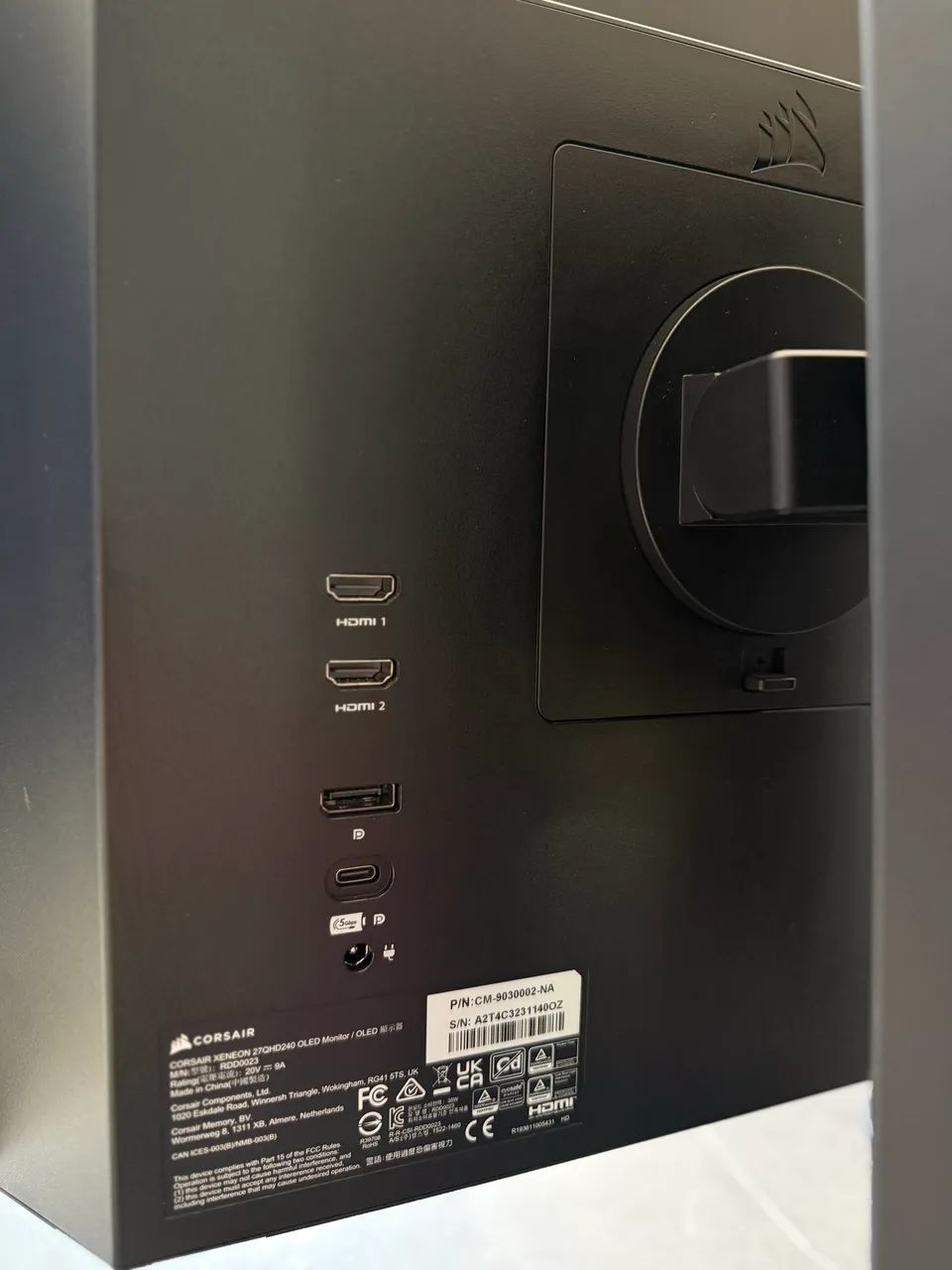 Monitor gamer CORSAIR XENEON 27QHD240 OLED de 27 polegadas - Foto 4