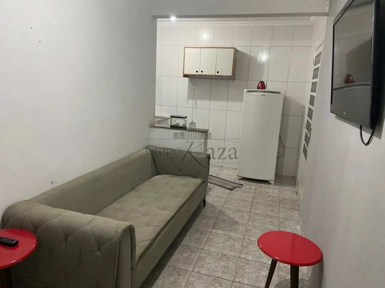 Oportunidade - Casa - Nova Jacareí - 2 Dormitórios - 70m².