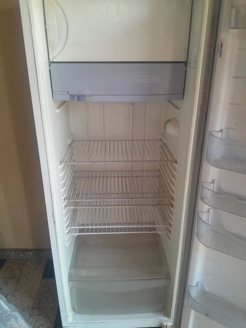 Vende-se geladeira  - Foto 2