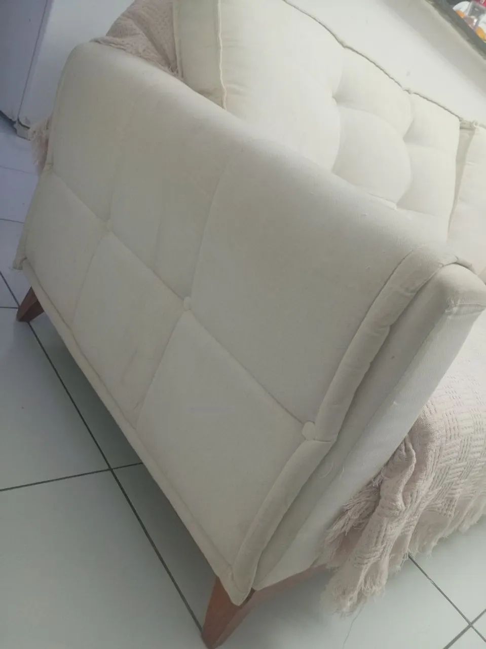 Vendo sofa branco semi novo - Foto 4
