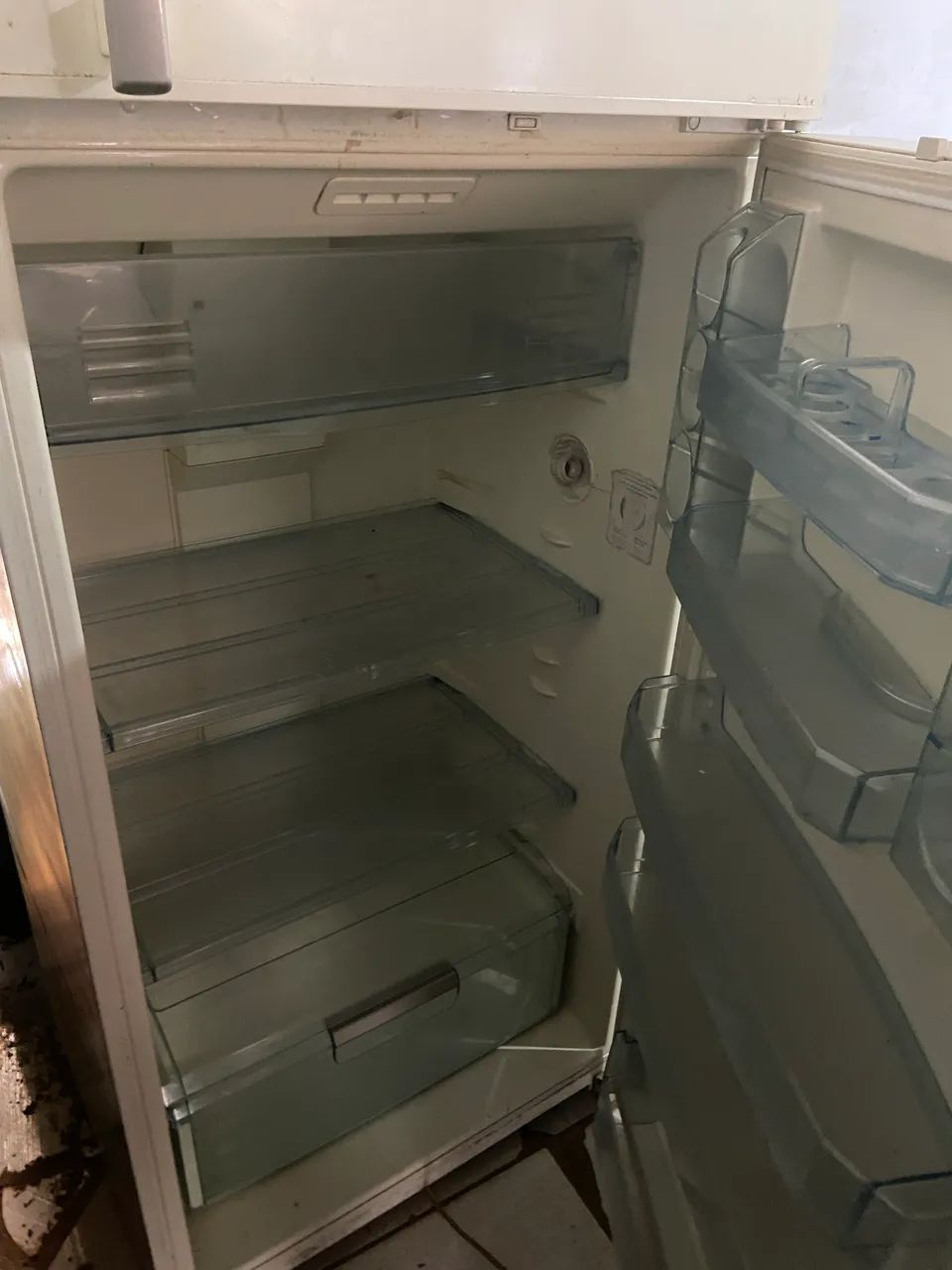 Vendo Geladeira BOSCH  - Foto 5