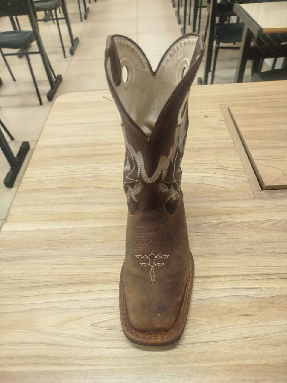 Bota DGO cor café, tamanho 41 - Foto 2