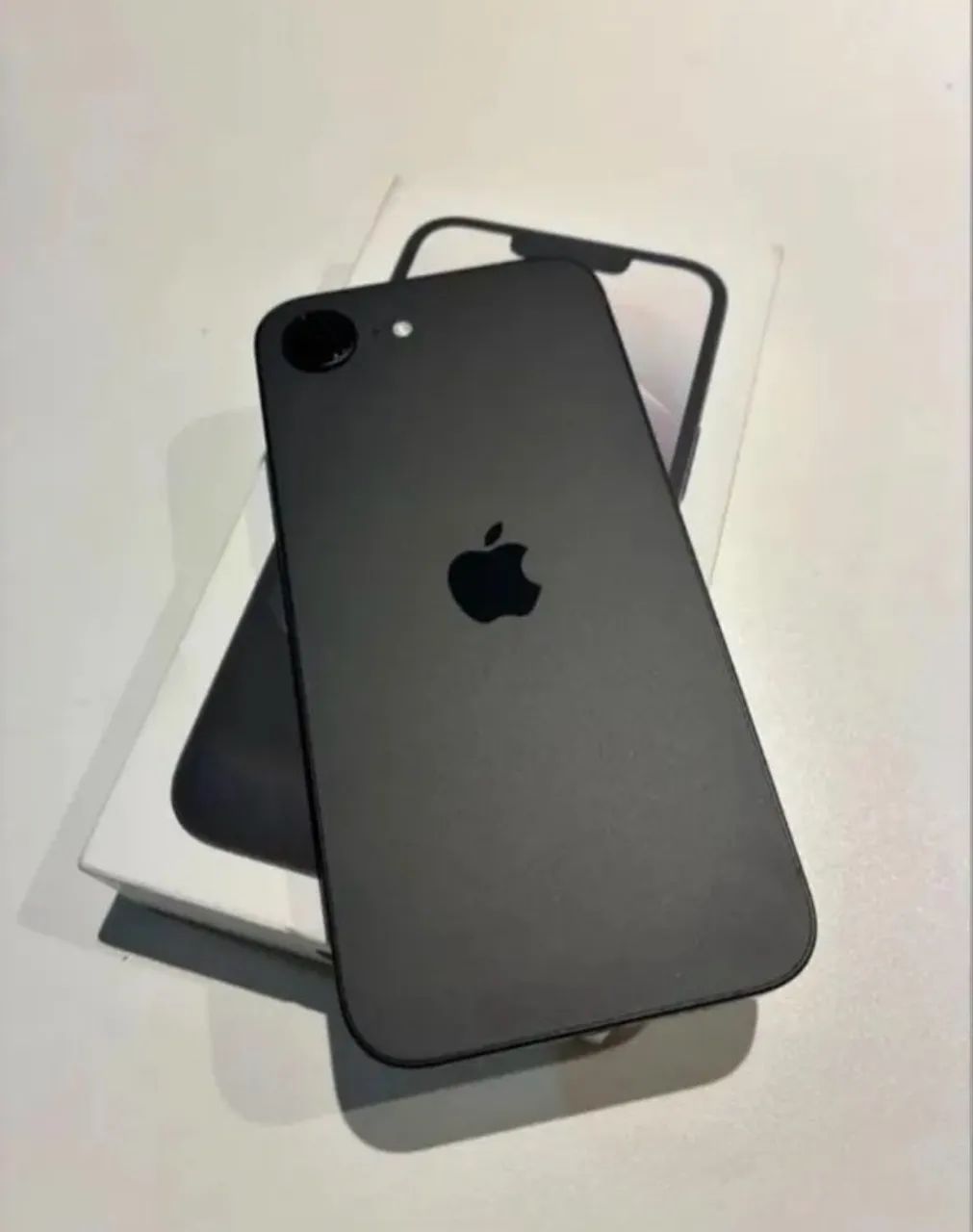 iPhone 16e completo e com garantia  - Foto 3