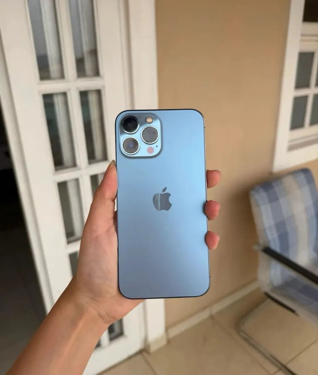 iPhone 13