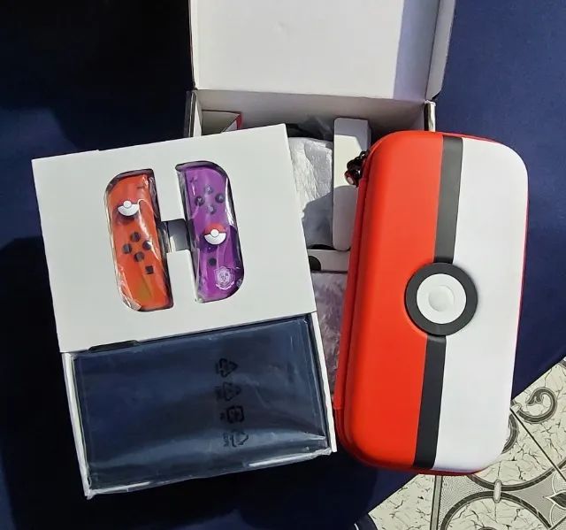 Nintendo Switch Oled 64gb Edição Pokémon  - Foto 2
