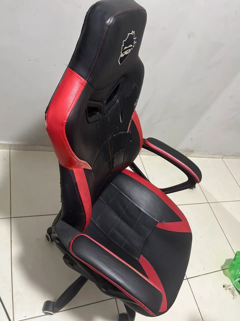 Vendo cadeira gamer - Foto 2