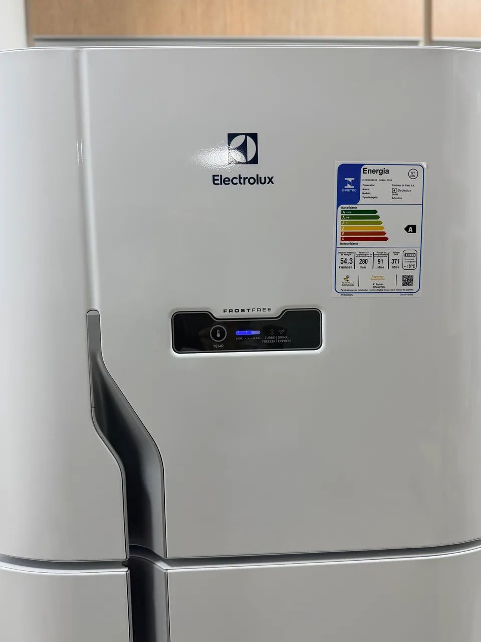 Geladeira Eletrolux 371LT - Foto 5