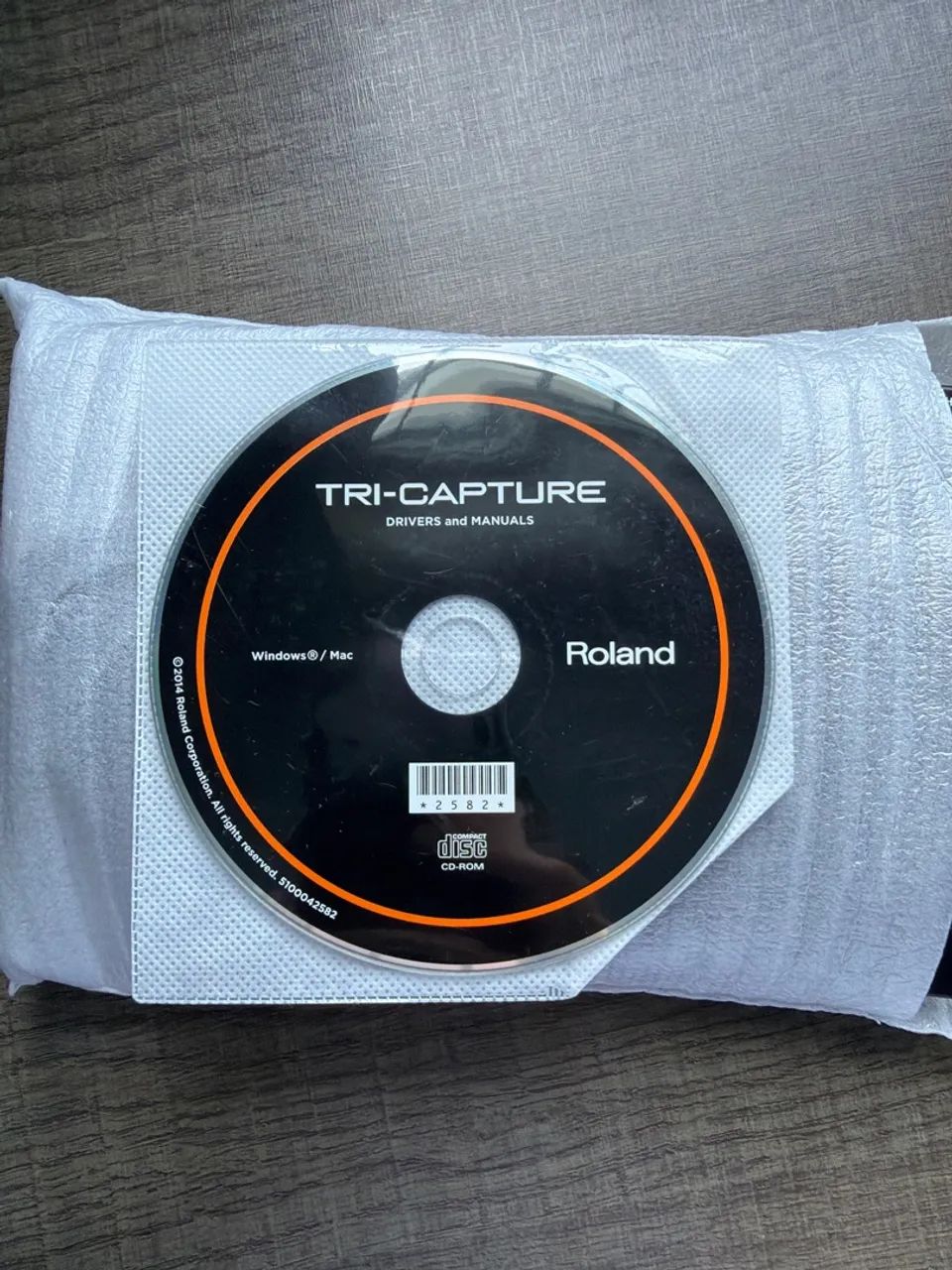 Interface de Áudio Roland USB Tri-Capture  - Foto 4
