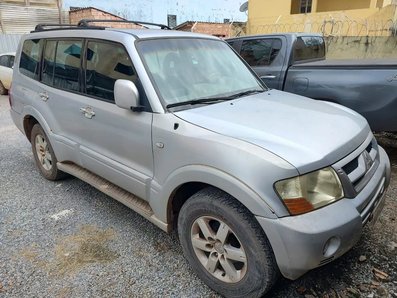 Mitsubishi Pajero 2005