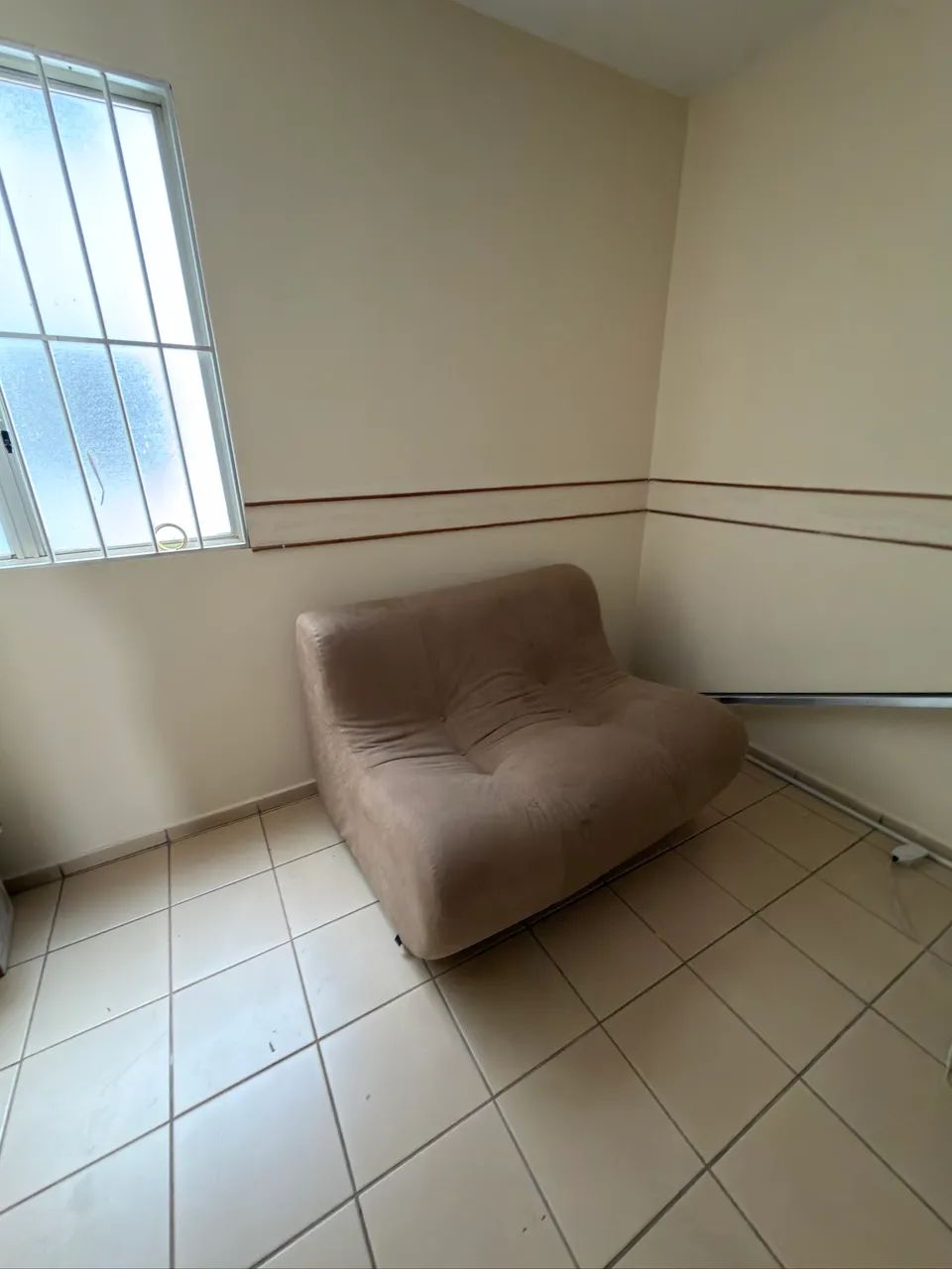 VENDO SOFÁ PLANEJADO 2 lugares  - Foto 2