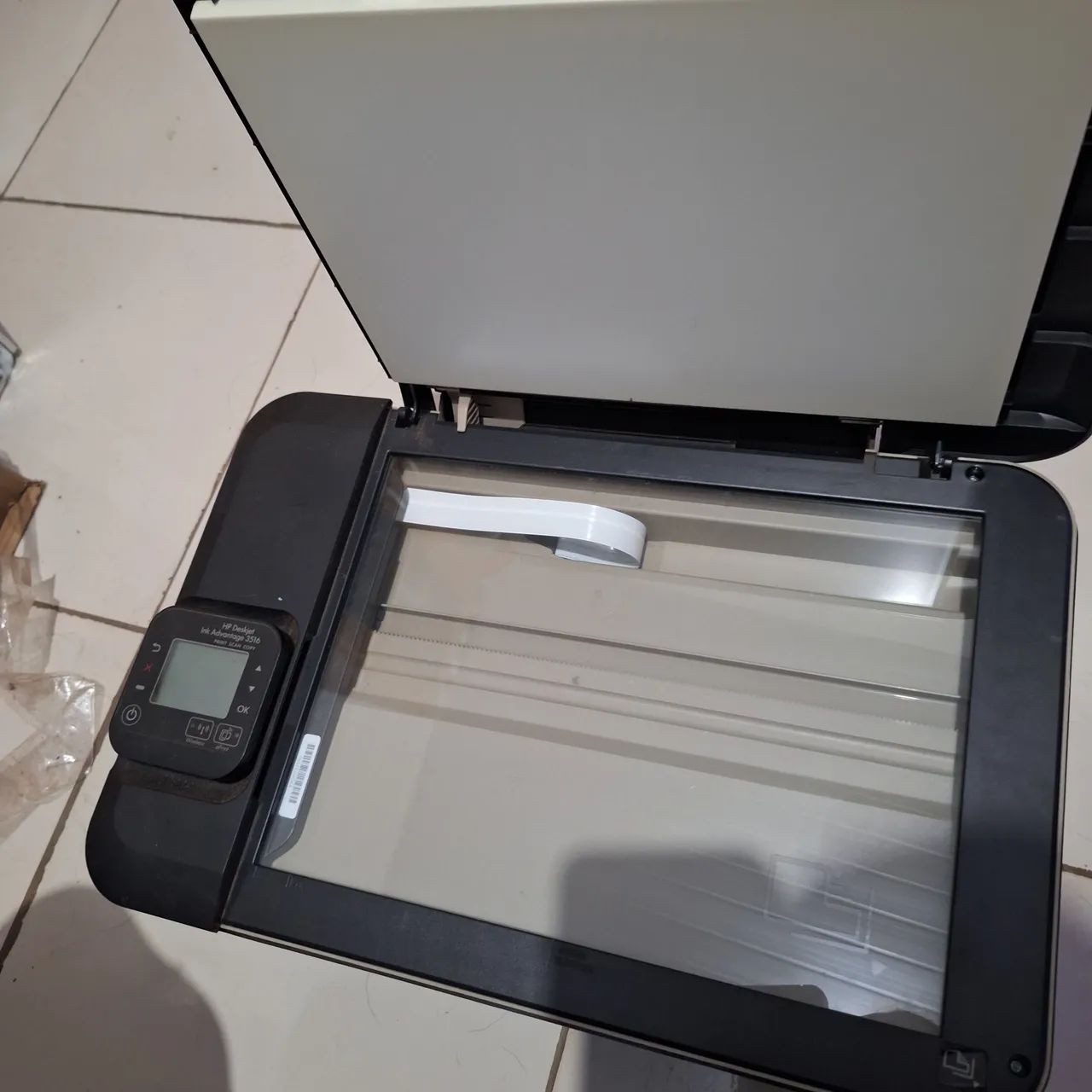 Impressora HP Deskjet Ink Advantage 3516 - Foto 4