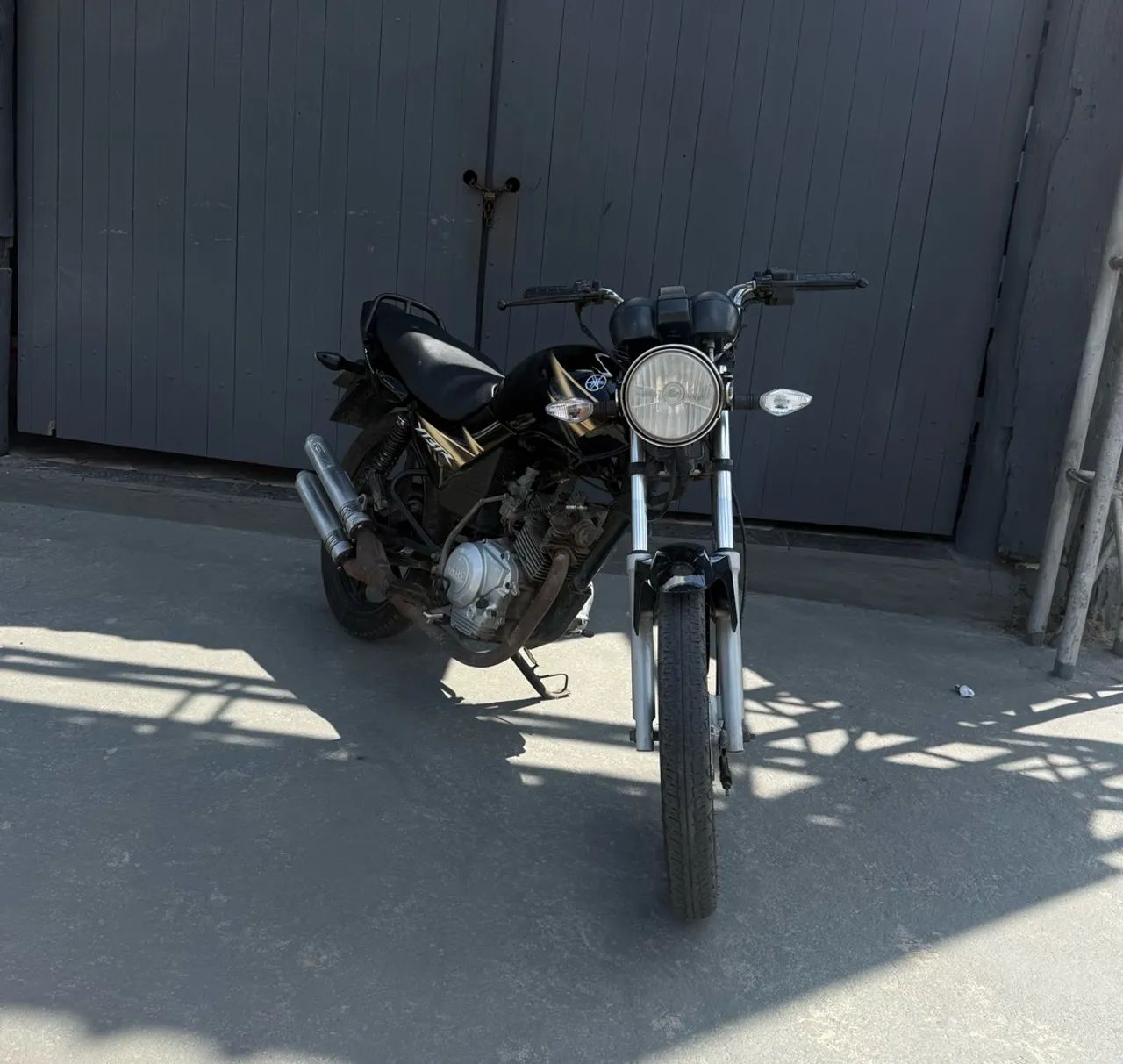YBR 125cc 2006 - Foto 2