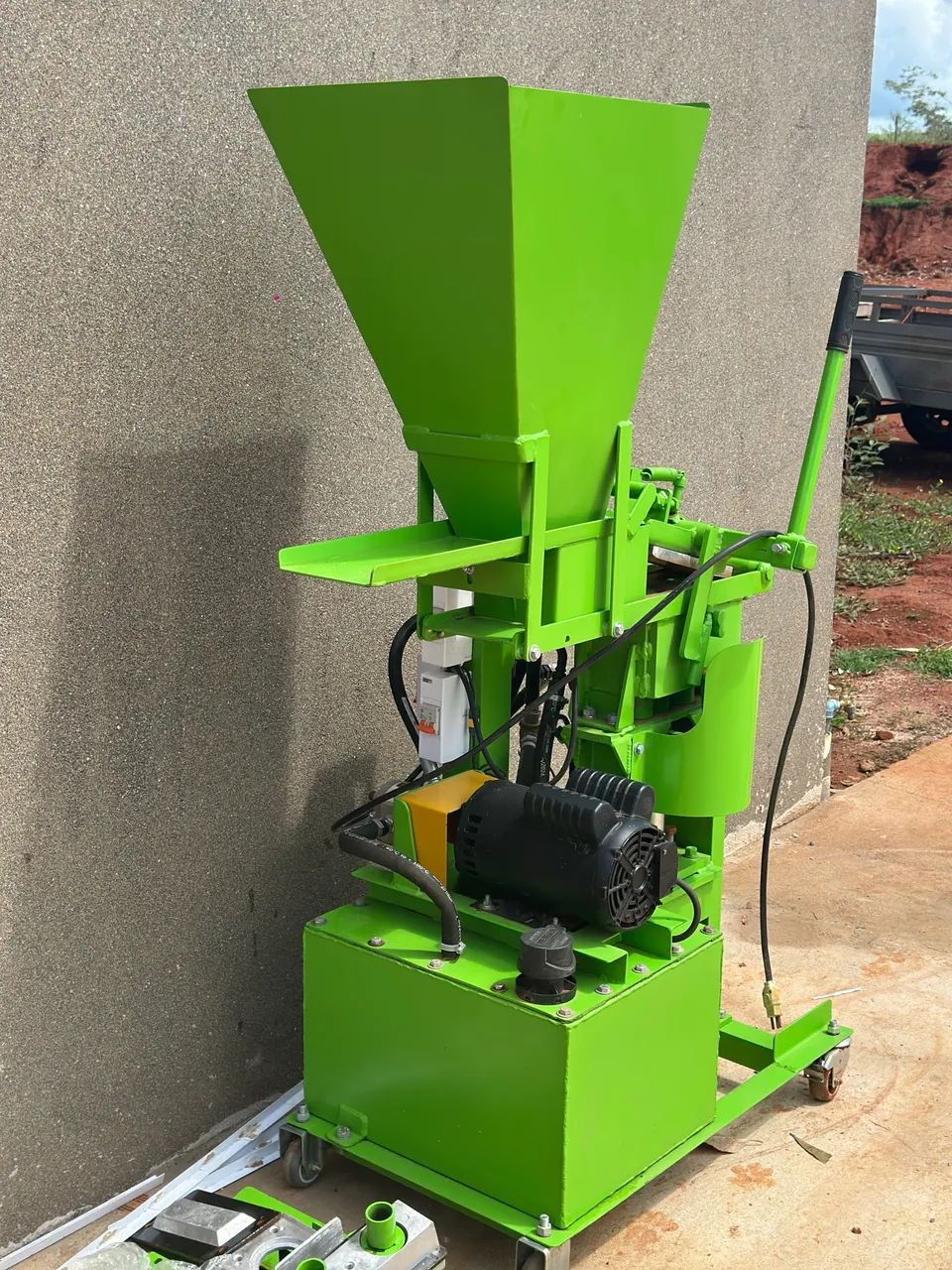 Máquina de fabricar tijolos ecológico - SUPER BARATO - Foto 4