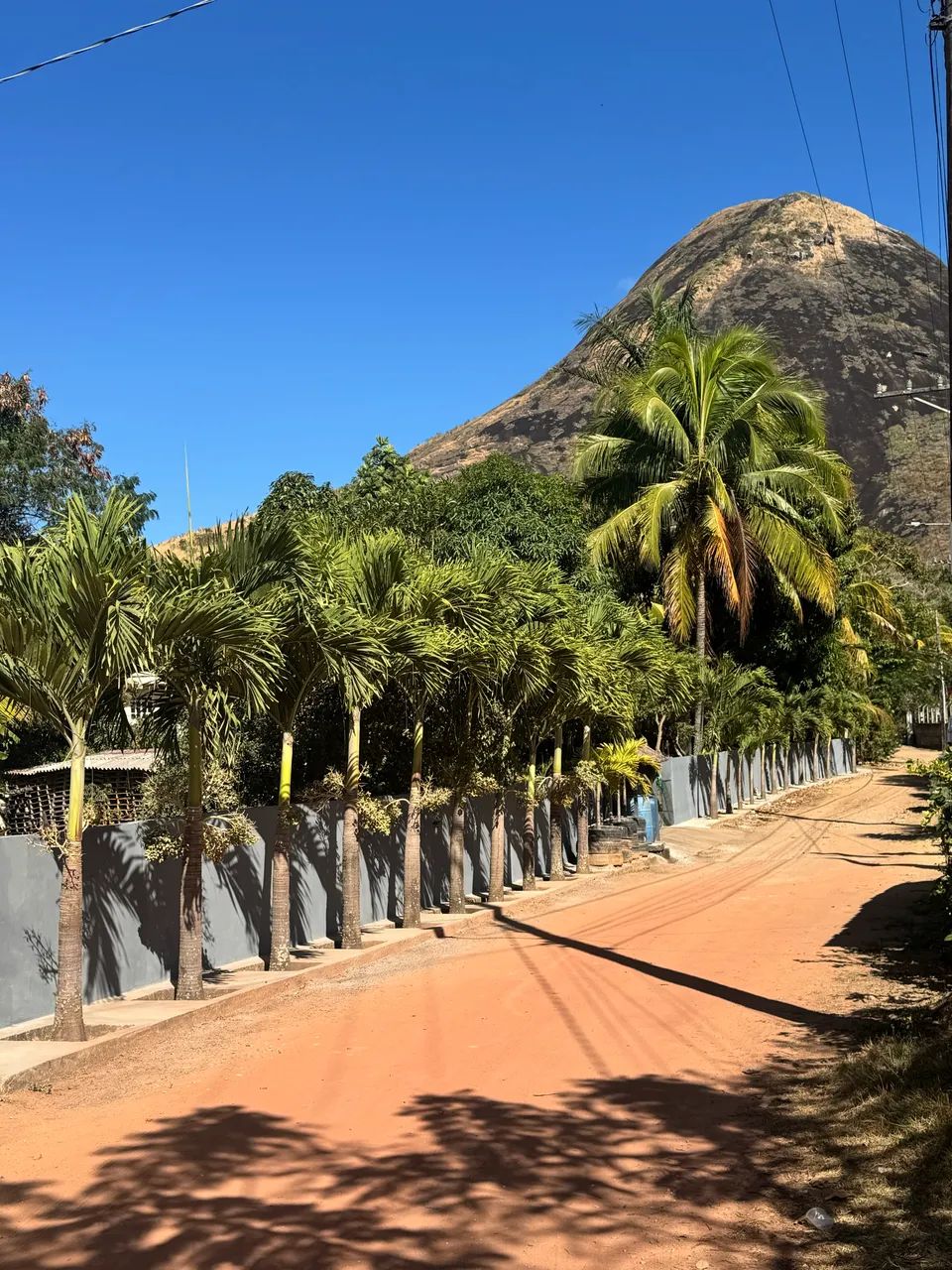 Oportunidade casa enorme Piuma monte Aghá I