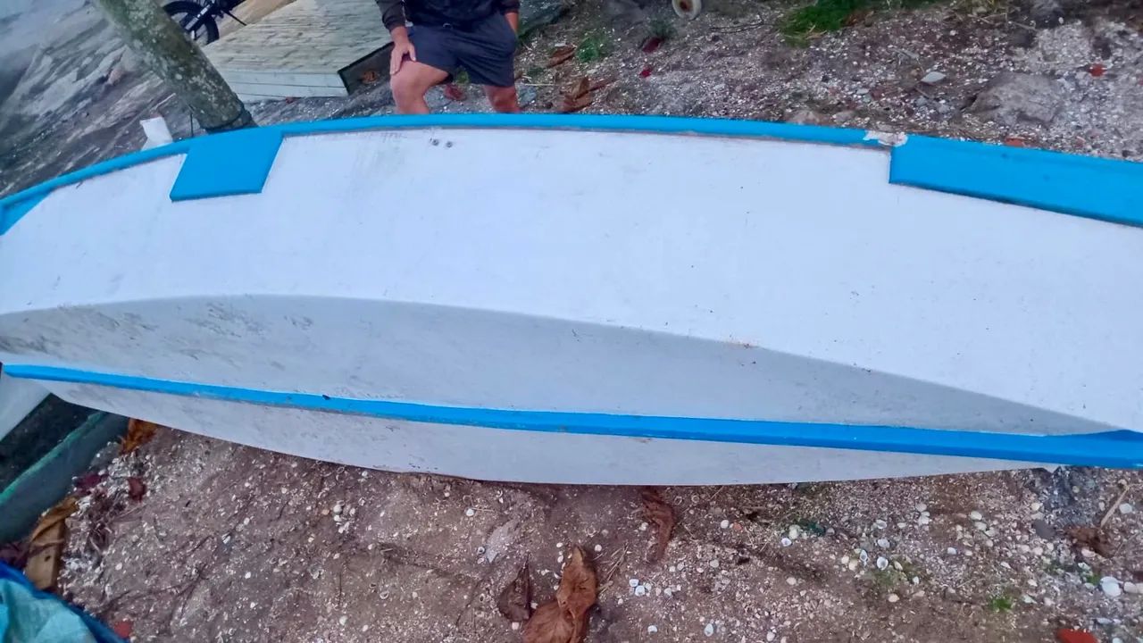 BARCO DE FIBRA REFORÇADO 